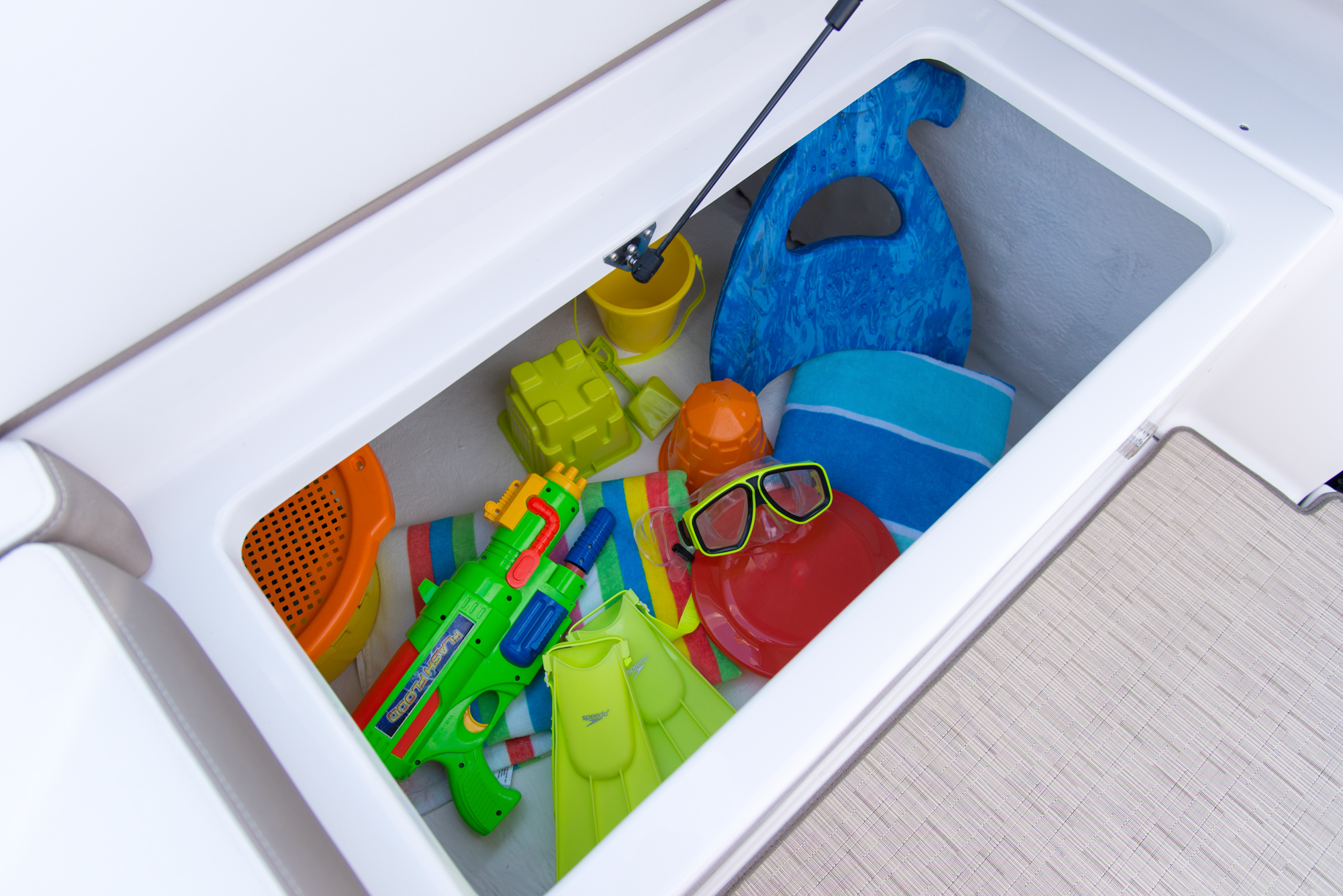 33XO_inset_17_121-2k