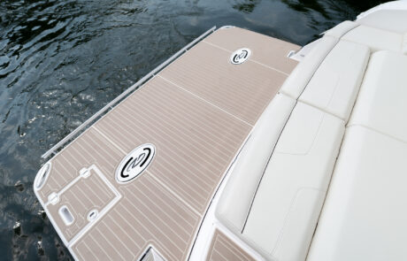 LS36_inset_22_076-2k-1