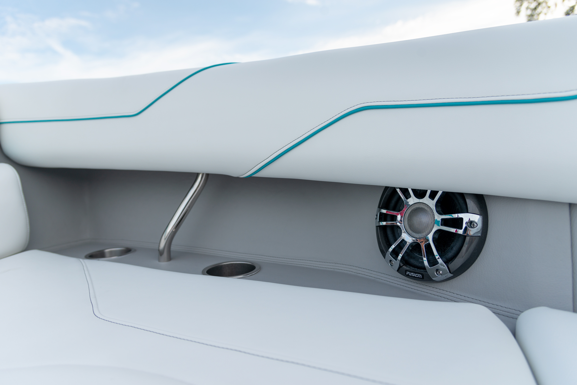 LS4_inset_19_3600-2k